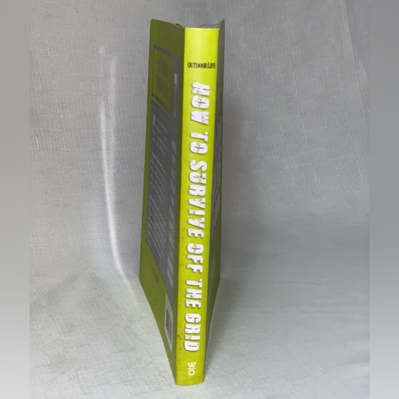 Book How to Survive Off Grid Backyard Homestead Bunker Tim MacWelch Prep Camping - Picture 4 of 16